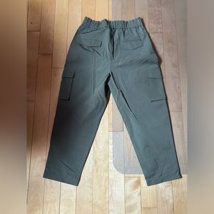 Zara Army Green Cargo Pants (NEED GONE)